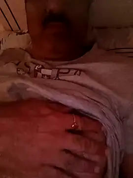 Snapshot of moonflower25 chatting on 11, 11, 2025 moonflower25 online show from 11, 11, 2025