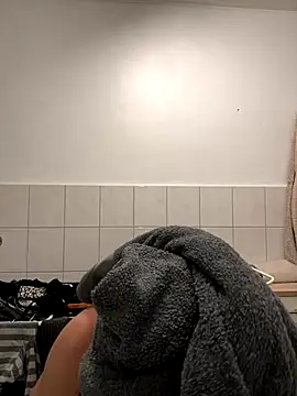 Emilia Mausi online show from 6, 11, 2025