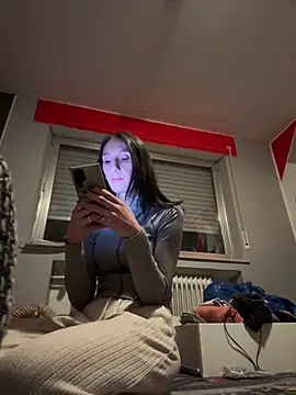 Emilia Mausi online show from 17, 2, 2026