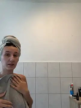 Emilia Mausi online show from 28, 5, 2026