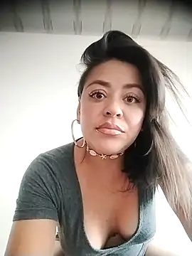 MiaWelkin online show from 24, 9, 2025