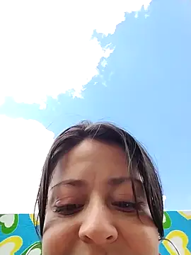 MiaWelkin online show from 15, 10, 2025