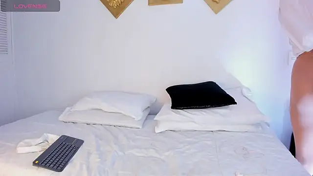 Snapshot of Aleexiiaa chatting on 19, 9, 2025 Aleexiiaa online show from 19, 9, 2025