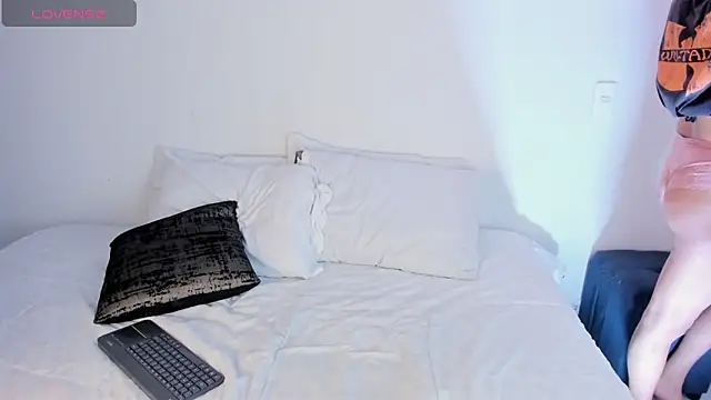 Snapshot of Aleexiiaa chatting on 22, 9, 2025 Aleexiiaa online show from 22, 9, 2025