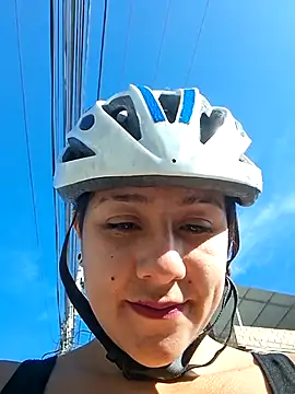 CAROLINE  07 online show from 23, 9, 2025