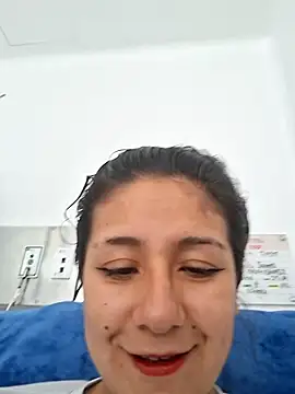 CAROLINE  07 online show from 9, 10, 2025