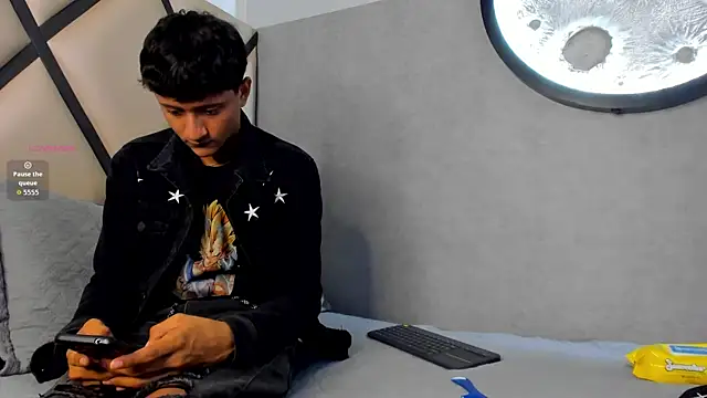  Leohot  online show from 13, 9, 2025