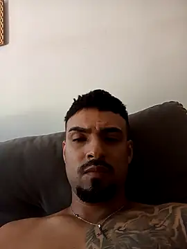 nnyzinho17 online show from 18, 12, 2025