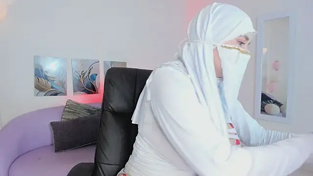 Snapshot of salma_isawwii chatting on 16, 5, 2026 salma isawwii online show from 16, 5, 2026