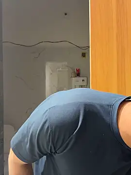 hottestboy03 online show from 14, 2, 2026