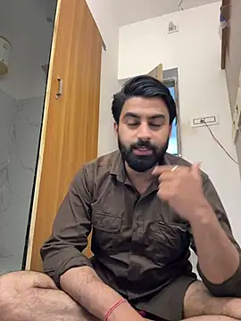 Snapshot of hottestboy03 chatting on 18, 3, 2026 hottestboy03 online show from 18, 3, 2026