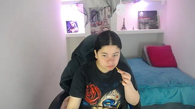 Snapshot of greiccy_20 chatting on 31, 10, 2025 greiccy 20 online show from 31, 10, 2025