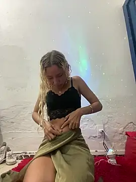 Snapshot of Bruna551 chatting on 17, 2, 2026 Bruna551 online show from 17, 2, 2026