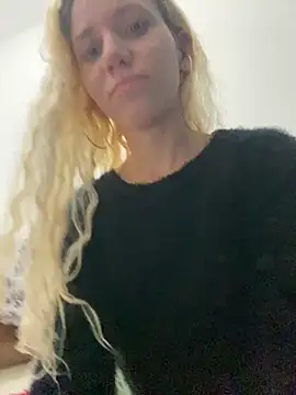 Snapshot of Bruna551 chatting on 3, 3, 2026 Bruna551 online show from 3, 3, 2026