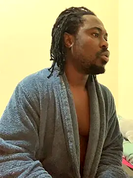 Snapshot of Jake_Chris chatting on 14, 11, 2025 Jake Chris online show from 14, 11, 2025