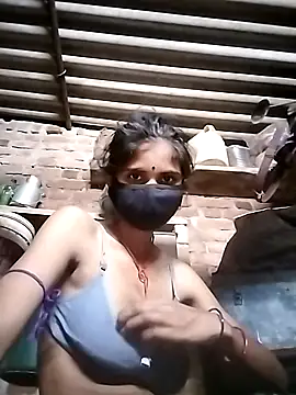 Snapshot of Joshi_Love143 chatting on 2, 11, 2025 Joshi Love143 online show from 2, 11, 2025