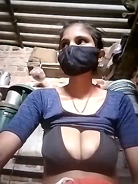 Snapshot of Joshi_Love143 chatting on 25, 11, 2025 Joshi Love143 online show from 25, 11, 2025