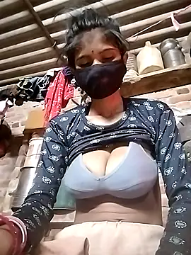 Snapshot of Joshi_Love143 chatting on 13, 12, 2025 Joshi Love143 online show from 13, 12, 2025