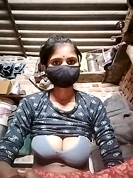 Snapshot of Joshi_Love143 chatting on 15, 12, 2025 Joshi Love143 online show from 15, 12, 2025