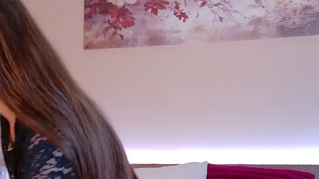 Snapshot of Sienna_Voss chatting on 8, 5, 2026 Sienna Voss online show from 8, 5, 2026