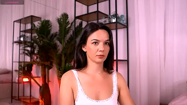 Snapshot of AdelleVixen chatting on 9, 9, 2025 AdelleVixen online show from 9, 9, 2025