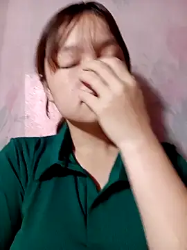 Snapshot of XoiXoi232 chatting on 4, 10, 2025 XoiXoi232 online show from 4, 10, 2025