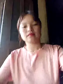 Snapshot of XoiXoi232 chatting on 13, 10, 2025 XoiXoi232 online show from 13, 10, 2025