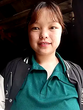 Snapshot of XoiXoi232 chatting on 21, 10, 2025 XoiXoi232 online show from 21, 10, 2025