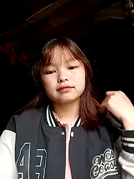 Snapshot of XoiXoi232 chatting on 26, 10, 2025 XoiXoi232 online show from 26, 10, 2025