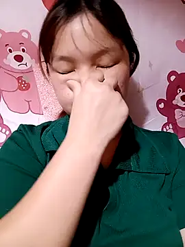 Snapshot of XoiXoi232 chatting on 5, 11, 2025 XoiXoi232 online show from 5, 11, 2025