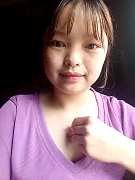 Snapshot of XoiXoi232 chatting on 15, 11, 2025 XoiXoi232 online show from 15, 11, 2025