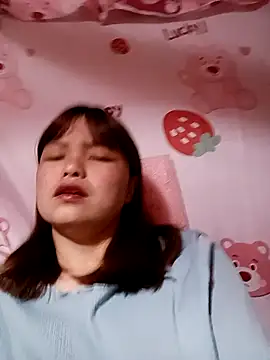 Snapshot of XoiXoi232 chatting on 23, 11, 2025 XoiXoi232 online show from 23, 11, 2025