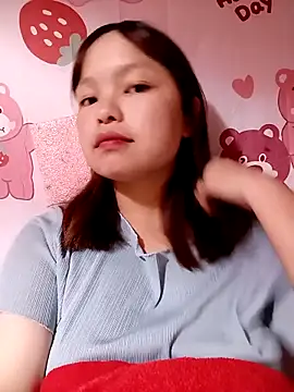 Snapshot of XoiXoi232 chatting on 24, 11, 2025 XoiXoi232 online show from 24, 11, 2025