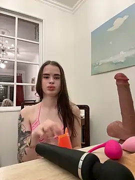 Dark Annabelle online show from 4, 12, 2025