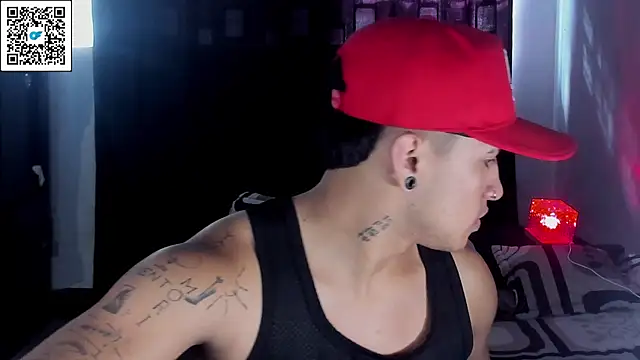 Snapshot of boylatin_7 chatting on 11, 9, 2025 boylatin 7 online show from 11, 9, 2025