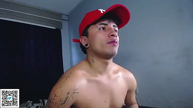 Snapshot of boylatin_7 chatting on 30, 9, 2025 boylatin 7 online show from 30, 9, 2025