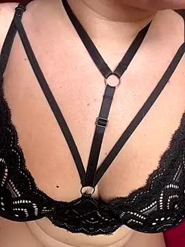 Snapshot of Malika_khalid chatting on 29, 9, 2025 Malika khalid online show from 29, 9, 2025