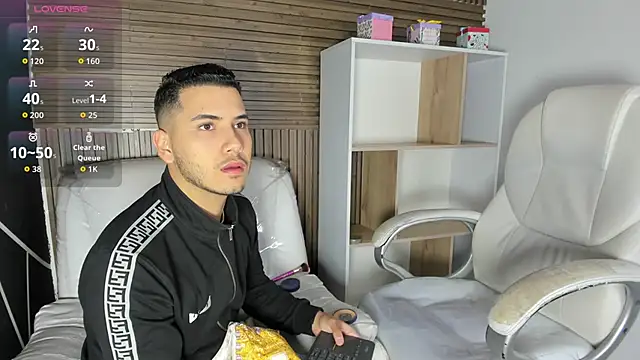 Axel grey  online show from 19, 10, 2025