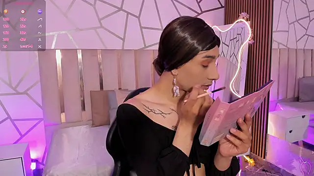 CYRUS TAY online show from 10, 4, 2026