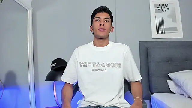 Tylerffoxx online show from 21, 11, 2025