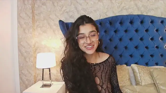 Snapshot of ValentiinaCruz chatting on 5, 1, 2026 ValentiinaCruz online show from 5, 1, 2026