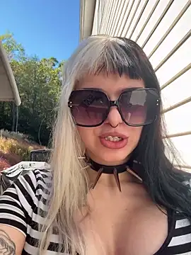 Snapshot of Paige_Turner chatting on 6, 10, 2025 Paige Turner online show from 6, 10, 2025