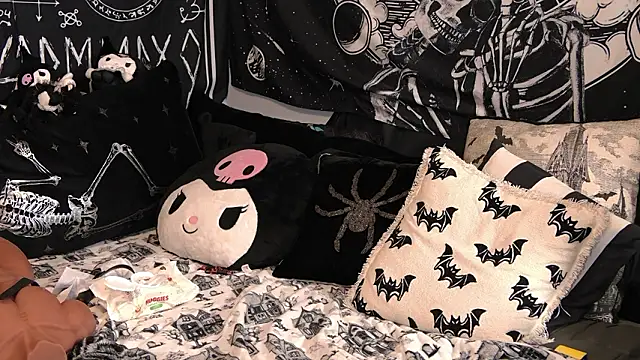 Paige Turner online show from 2, 3, 2026