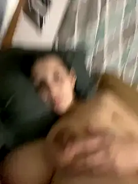 Snapshot of madsdeluxe chatting on 26, 10, 2025 madsdeluxe online show from 26, 10, 2025