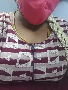 Snapshot of TAMIL_ELAKKIYA chatting on 1, 7, 2026 TAMIL ELAKKIYA online show from 1, 7, 2026