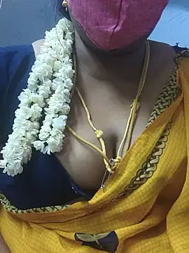 Snapshot of TAMIL_ELAKKIYA chatting on 17, 7, 2026 TAMIL ELAKKIYA online show from 17, 7, 2026