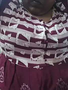 Snapshot of TAMIL_ELAKKIYA chatting on 25, 7, 2026 TAMIL ELAKKIYA online show from 25, 7, 2026