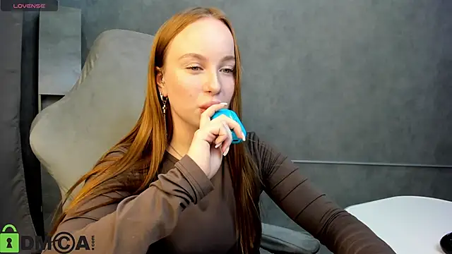 Snapshot of Bunny_Luvv chatting on 6, 10, 2025 Bunny Luvv online show from 6, 10, 2025