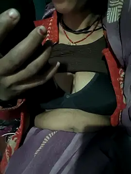 Snapshot of Cutyam chatting on 15, 11, 2025 Cutyam online show from 15, 11, 2025