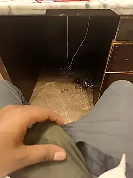 hotboy43339 online show from 19, 11, 2025